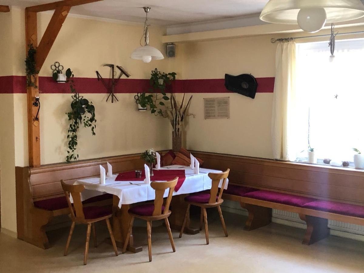 Pension & Gaststaette Bauernstube Heinsdorfergrund 外观 照片