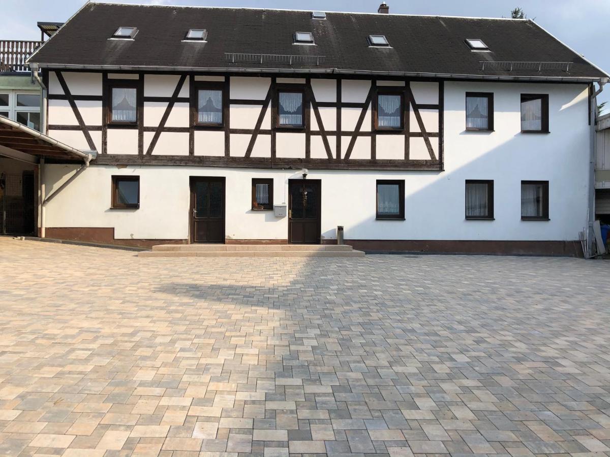 Pension & Gaststaette Bauernstube Heinsdorfergrund 外观 照片