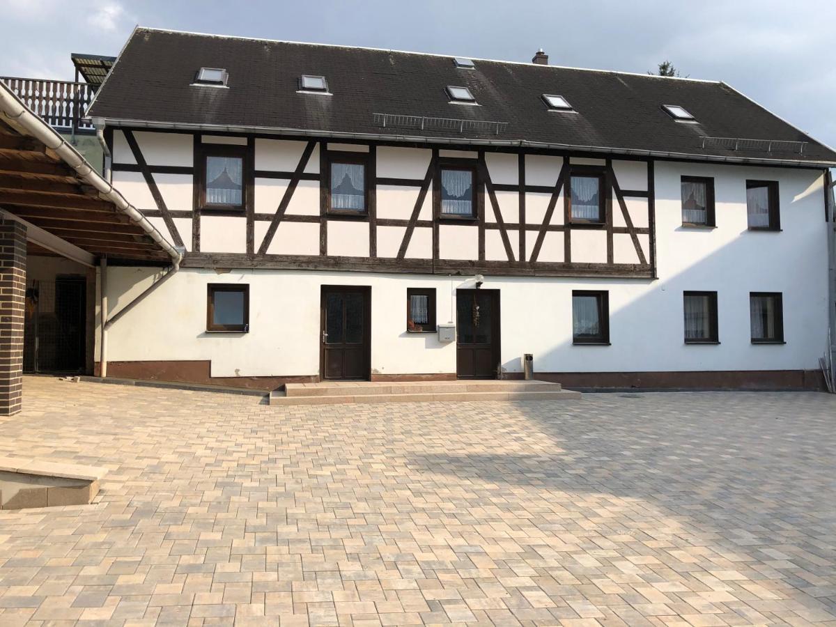 Pension & Gaststaette Bauernstube Heinsdorfergrund 外观 照片